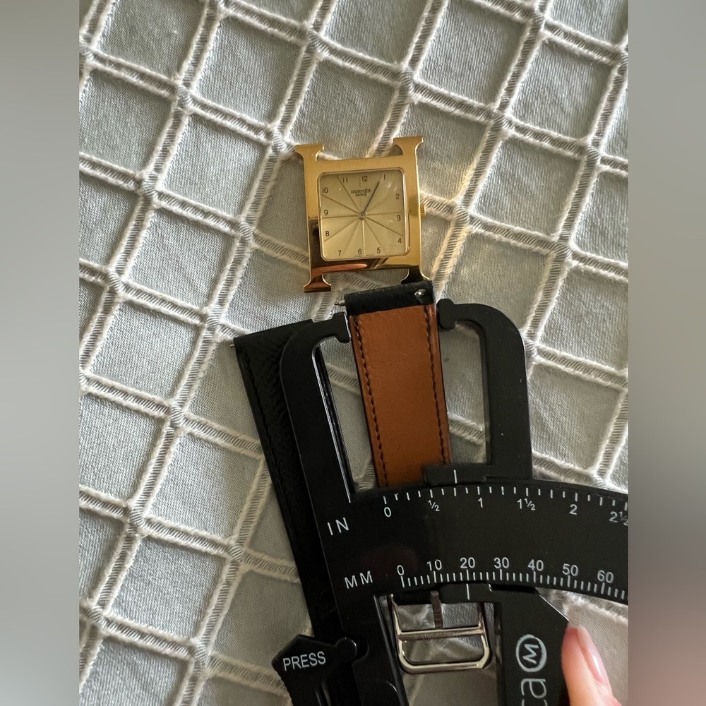 Hermes’ H watch etoupe strap for the 25mm size. Current retail is $500+ - Picture 8 of 10